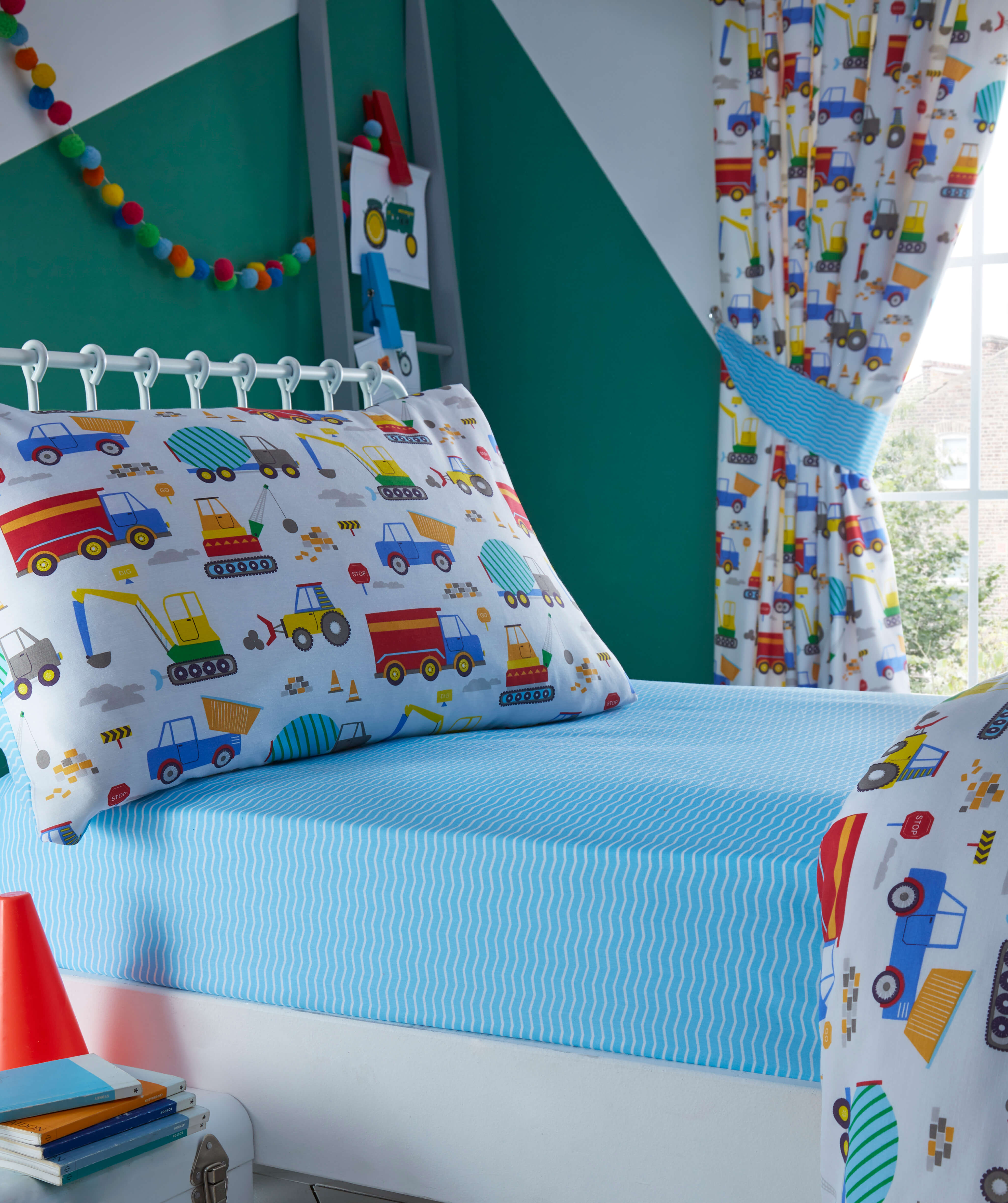 Bright Trucks Toddler fitted sheet The Bedlinen Company Cork