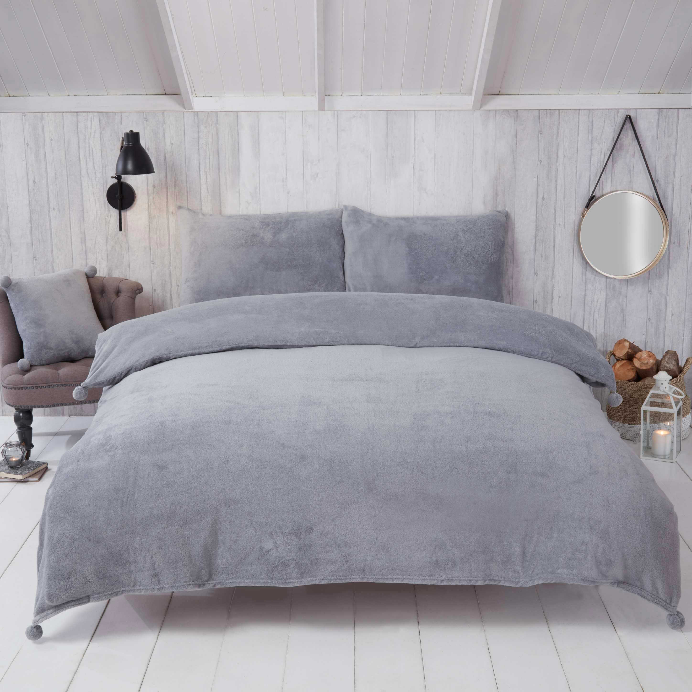 Pom Pom Fleece King Silver Duvet Set The Bedlinen Company Cork